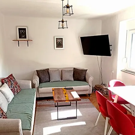 Apartman Sarenac Apartment *